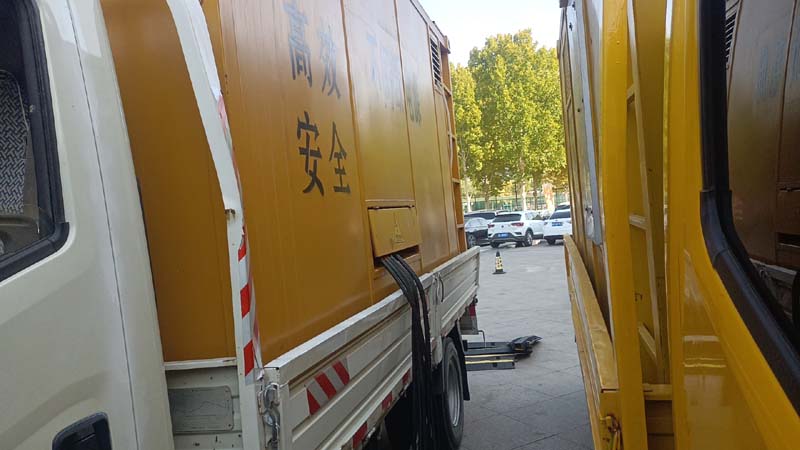 新宾如何判断柴油发电机组和UPS电源的切换时间是否符合要求？